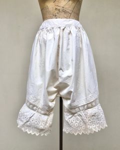 Antique 1910s Edwardian Drawers, White Cotton and Eyelet Lace Bloomers, Ladies Underwear Extra Small - Fashionconstellate.com