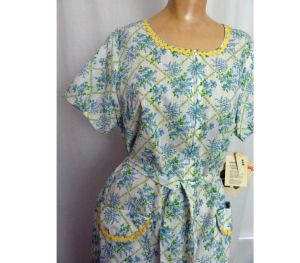 Vintage 60s Deadstock Blue Floral Print Day Dress Shift Yellow Ric Rac Trim by Step-'n-Go - Fashionconstellate.com