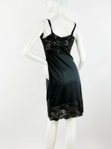 1950s black slip with lace bodice by Movie Star Size 34 - Fashionconstellate.com