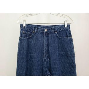 80s Jeans High Waist Mom Blue Textured Tapered Leg by Seattle Blues | Vintage Juniors 13 - Fashionconstellate.com