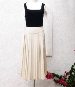 70s Pleated Winter Skirt