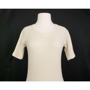 Vintage 90s Top Beige Thermal Knit Short Sleeve Bow by Reference Point | Vintage Juniors M - Fashionconstellate.com