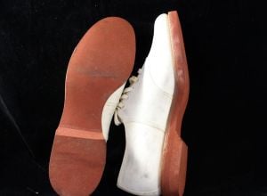 Size 7.5 1930s Shoes - Authentic 30s 40s White Suede Leather Lace Up Ladies Oxfords - Never Worn - Fashionconstellate.com