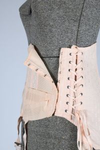Mid 1930s - Mid 1940s Vintage Steel Boned Peach Corset w/Side Tie Garters | Size L/XL - 31-35'' Waist - Fashionconstellate.com