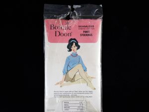 1960s Pale Beige Pantyhose - Made In Italy for Bonnie Doon - Small 60s Seamless Sheer Nylon Panti St - Fashionconstellate.com