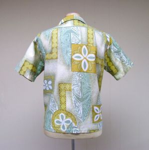 Vintage 1970s Hawaiian Shirt, 70s Green Aqua Royal Islander Aloha Shirt, Medium 40'' Chest - Fashionconstellate.com