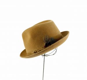 1950s Wool felt fedora with box by Dobbs tan color with feather and harness size 7 1/8