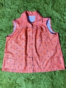 L-XL/ Vintage 70’s Pink Textured Polyester Mod Tank Top w/ Tulip Flower Print