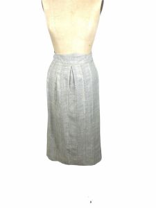 Oatmeal color wrap linen striped skirt by Counterparts Size M - Fashionconstellate.com