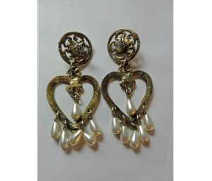 Vintage Large 1980s Heart Shaped Earrings Faux Pearl Bead Dangle Pierced Earrings - Fashionconstellate.com