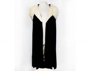 1920s 30s Black Velvet Cape with White Fur Collar - Size Small Medium Authentic Winter Evening Wrap - Fashionconstellate.com