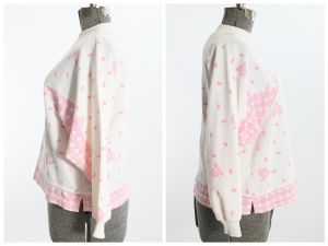 1990s Oversized Shirt | Vintage 90s Pink Roses Pullover Sweater | Cream and Pink Roses | Size M - Fashionconstellate.com