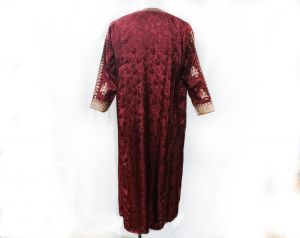 XL Middle Eastern Robe - Men's Maroon Red Silky Brocade Kaftan with Metallic Gold Embroidery - Fashionconstellate.com