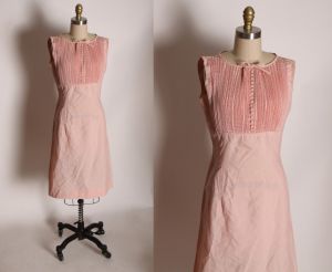1950s Light Pink Sleeveless Accordion Pleated Wiggle Dress - S/M