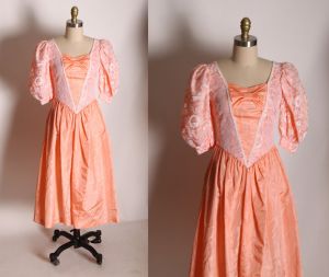 1980s Peach Pink and White Lace Puffy Sleeve Formal Prom Dress - XXS