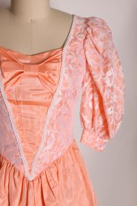 1980s Peach Pink and White Lace Puffy Sleeve Formal Prom Dress - XXS - Fashionconstellate.com