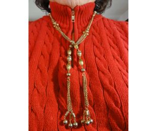 Vintage 60s Lariat Tassel Necklace Fashionette Sarah Coventry Gold Tone - Fashionconstellate.com