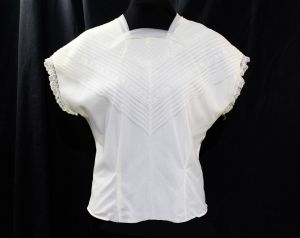 Large 1950s Blouse - New Look 50's White Secretary Top - Double Layer Nylon Tricot - Short Sleeved 