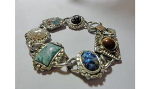 Vintage 1960s ''Happy Holiday'' Victorian Revival 8'' Bracelet by Sarah Coventry  - Fashionconstellate.com