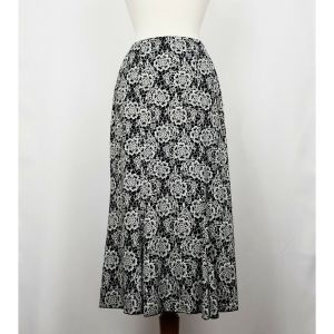 Y2K Skirt Black White Round Floral Print by Briggs New York | Vintage Petite Medium P/M