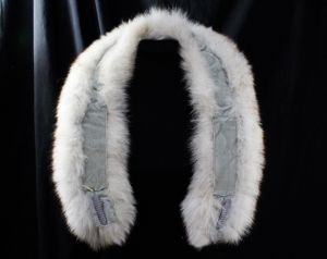 Silver Fox Fur Stole - Fits Any Size - Genuine Fur Winter Wrap - Beautiful 50s 60s Glamour Girl - Fashionconstellate.com