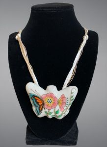 GREAT GIFT! Rare NWT 80s Diane Von Furstenberg Vintage Butterfly Necklace Bone China Porcelain