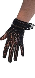 1920s-1930s Black Guipure Fishnet Gauntlet Gloves - Fashionconstellate.com