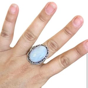 Moonstone Ring In 925 Sterling Silver Setting - Size 9 - Fashionconstellate.com