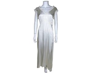 Vintage 1940s Nightie White Satin Nightgown with Lace Trim Size L