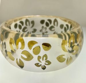 60s Clear Lucite Bangle with Gold Foil Floral Inlay | MOD Chunky Bracelet