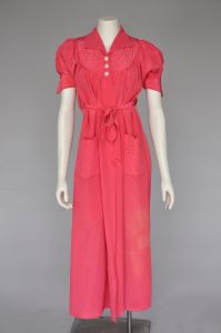 1940s raspberry dressing gown XS-M