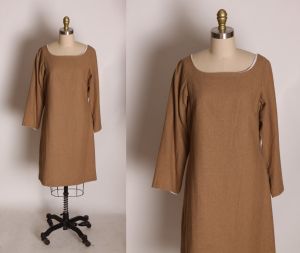 1960s Tan 3/4 Length Sleeve Scoop Neckline Below Knee Length Dress - M