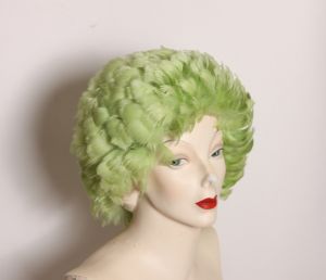 1960s Green Feather Round Poofy Formal Hat