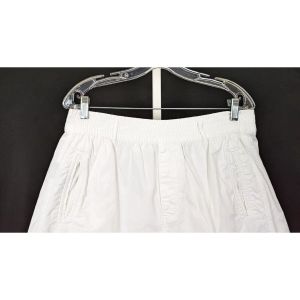 90s Shorts White Cotton Pockets Elastic Waist by Lizwear| Vintage Misses L - Fashionconstellate.com