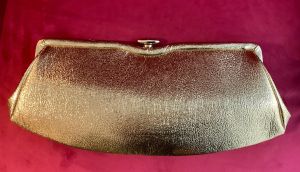 50s 60s Gold Lamé Clutch | Mod Evening Bag | Crinkle Foil | 14'' x 6.25'' x 2'' - Fashionconstellate.com