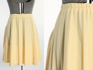 Vintage 1960s Butter Yellow Accordion Pleated Knit Skirt by Talbott Travler | XL/XXL