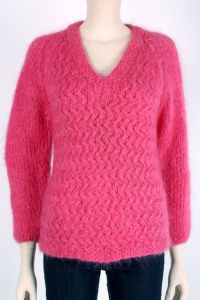 Vintage 1960s Pink Fuzzy Mohair V Neck Hand Knit Sweater Made in Italy 60s | M/L - Fashionconstellate.com