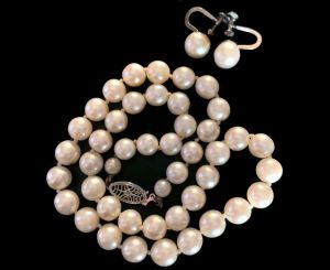 Vintage Estate 40s era Genuine Cultured Pearl Necklace Earrings Set 10K White Gold Clasp 16”