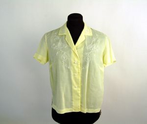 1950s blouse, yellow blouse, embroidered blouse, button front, summer blouse, Size M