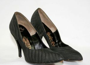 Size 6.5 Black Shoes - Gorgeous 1950s Stilettos - Silk Brocade High Heels - Size 6 1/2 A Narrow