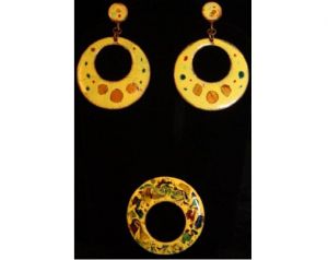 Modernist 1960s Yellow Enamel Earrings & Pin - Summer Beatnik Jewelry Set - 60s Enameled Metal 