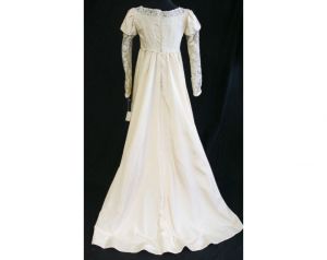 Size 8 Wedding Dress - Romantic 1960s Jane Austen Style Bridal Gown with Juliet Sleeves & Train  - Fashionconstellate.com