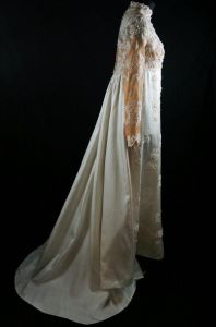 Size 4 Wedding Dress - Gorgeous Pearl & Lace Empire Bridal Gown by Priscilla of Boston  - Fashionconstellate.com