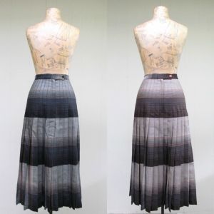 Vintage 1970s Wool Turnabout Skirt, 70s Brown Black Ombre Plaid Skirt, Reversible Pleated Skirt - Fashionconstellate.com