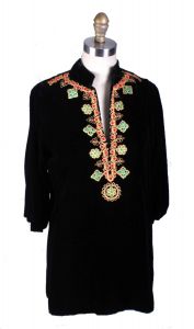 Vintage 1970s Tunic Top Black Velvet w Embroidery Lord & Taylor Womens S Mini