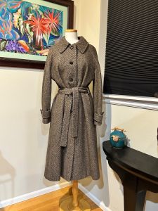 Vintage 60s Donegal Tweed Brown & Cream Wool Overcoat 