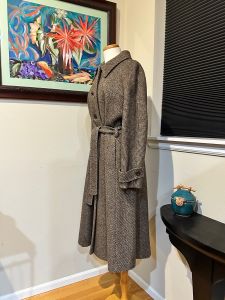 Vintage 60s Donegal Tweed Brown & Cream Wool Overcoat  - Fashionconstellate.com