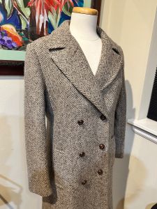 Vtg. 60’s Classic Wool Tweed Tailored Full Length Winter Coat by A’Leet - Sz. M - Fashionconstellate.com