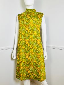 Curvy- Large | 1960s Vintage Cotton Abstract Swirl Print Shift Dress  - Fashionconstellate.com