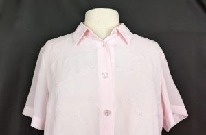 90s Pink Floral Embroidered Short Sleeve Blouse by Ship 'N Shore | Vintage Misses 10 - Fashionconstellate.com